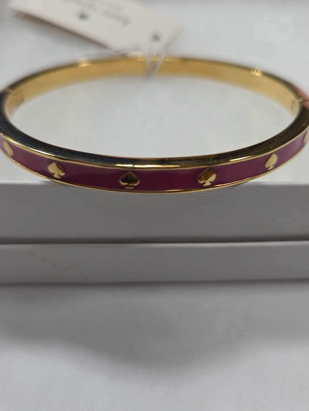 Kate Spade Festive Pink Spot The Spade Enamel Hinged Bangle - Picture 2 of 10